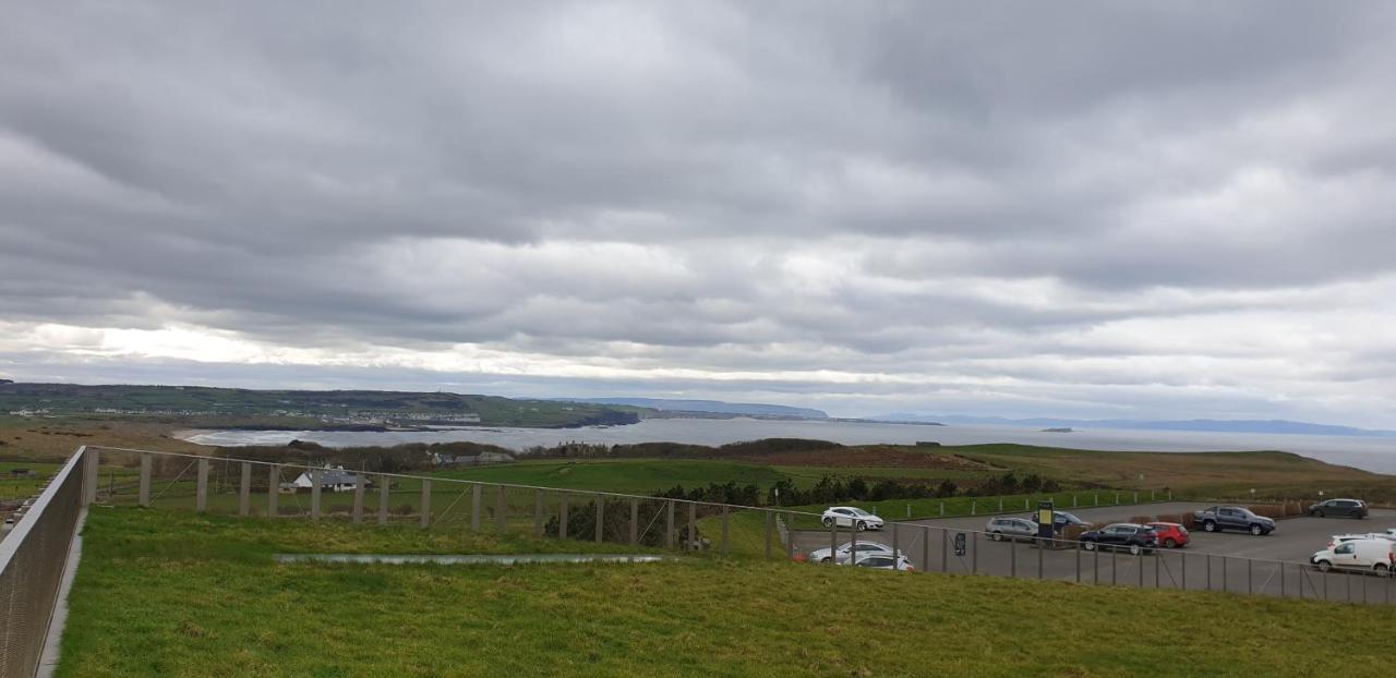 Causeway Hotel Bushmills Exterior photo